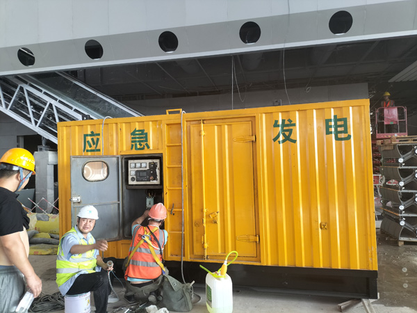 港北怎样判断空气滤清器是否需要更换？